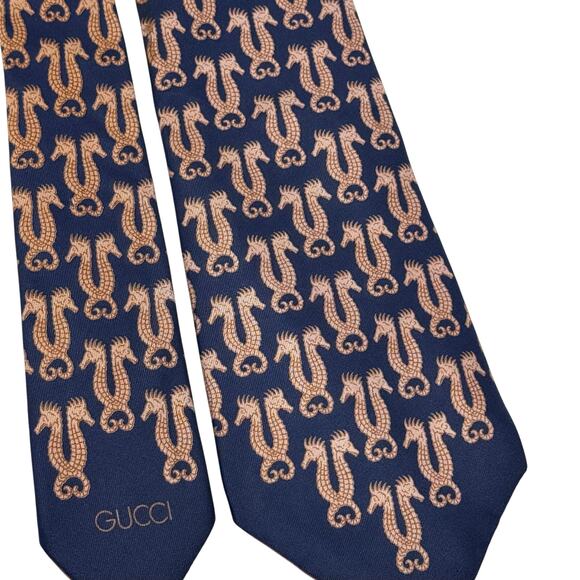 Gucci Seahorse Pattern Tie - Picture 9 of 12
